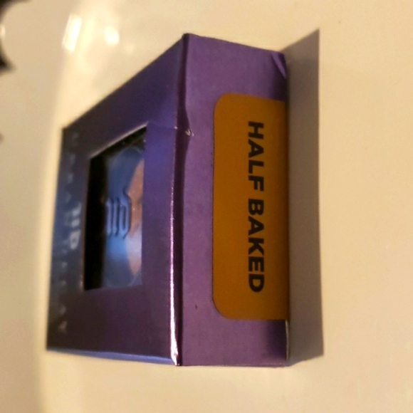 🌟🧚♀️HALF BAKED Urban Decay DISCONTINUED Eyeshadow Single NWT/SEALED - Picture 4 of 10
